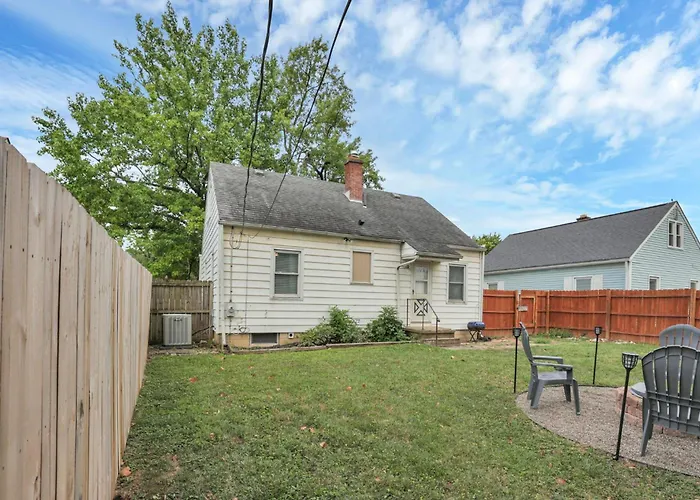 Housepitality - The Osu Hideaway - 4 Bedroom 5 Min From Osu Grandview Holiday home