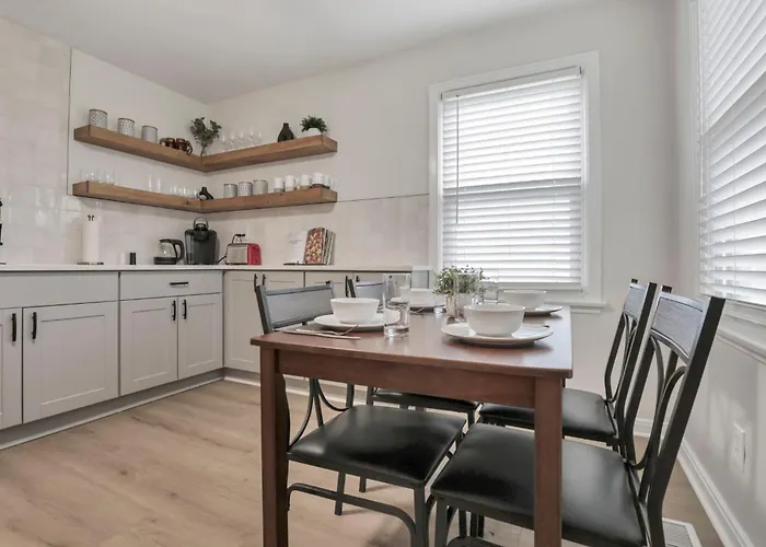 Housepitality - The Osu Hideaway - 4 Bedroom 5 Min From Osu Grandview Holiday home *