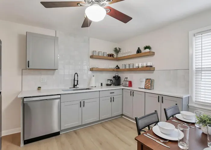 Holiday home Housepitality - The Osu Hideaway - 4 Bedroom 5 Min From Osu Grandview