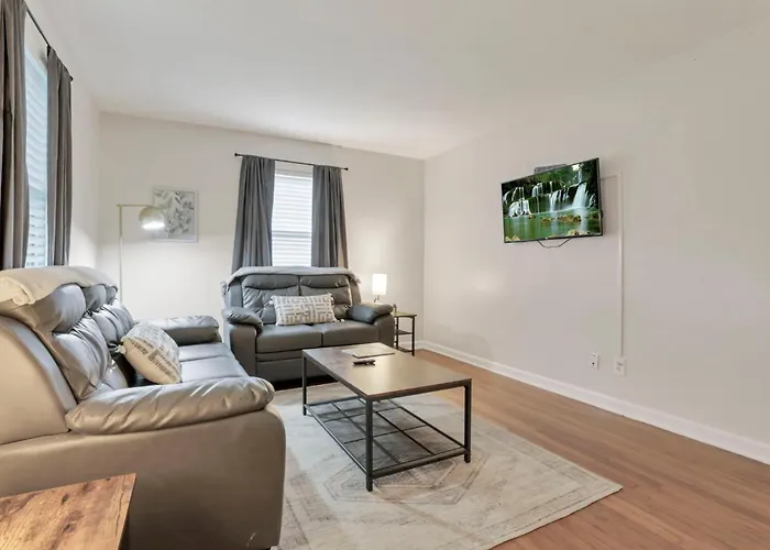 Housepitality - The Osu Hideaway - 4 Bedroom 5 Min From Osu Grandview *