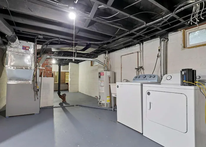 Housepitality - The Osu Hideaway - 4 Bedroom 5 Min From Osu Grandview